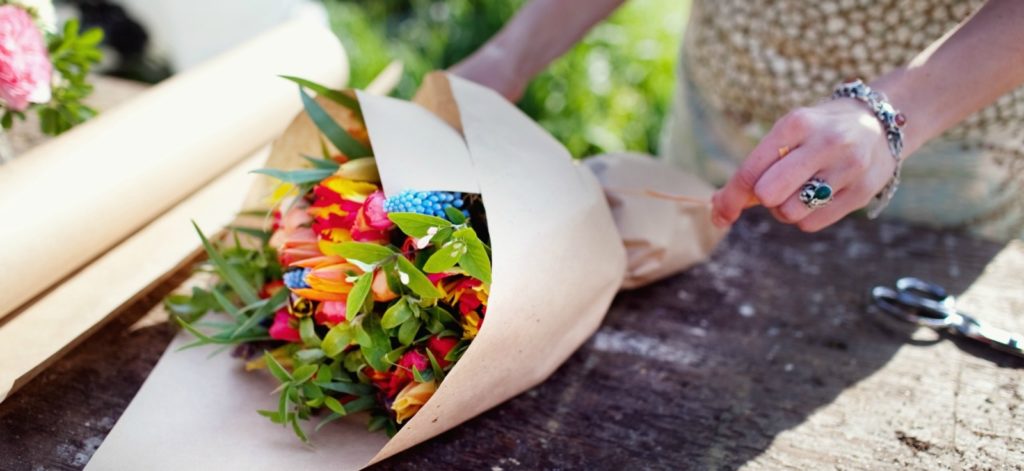 DIY Flower Wrap: Upgrade Your Market Flowers for Delivery