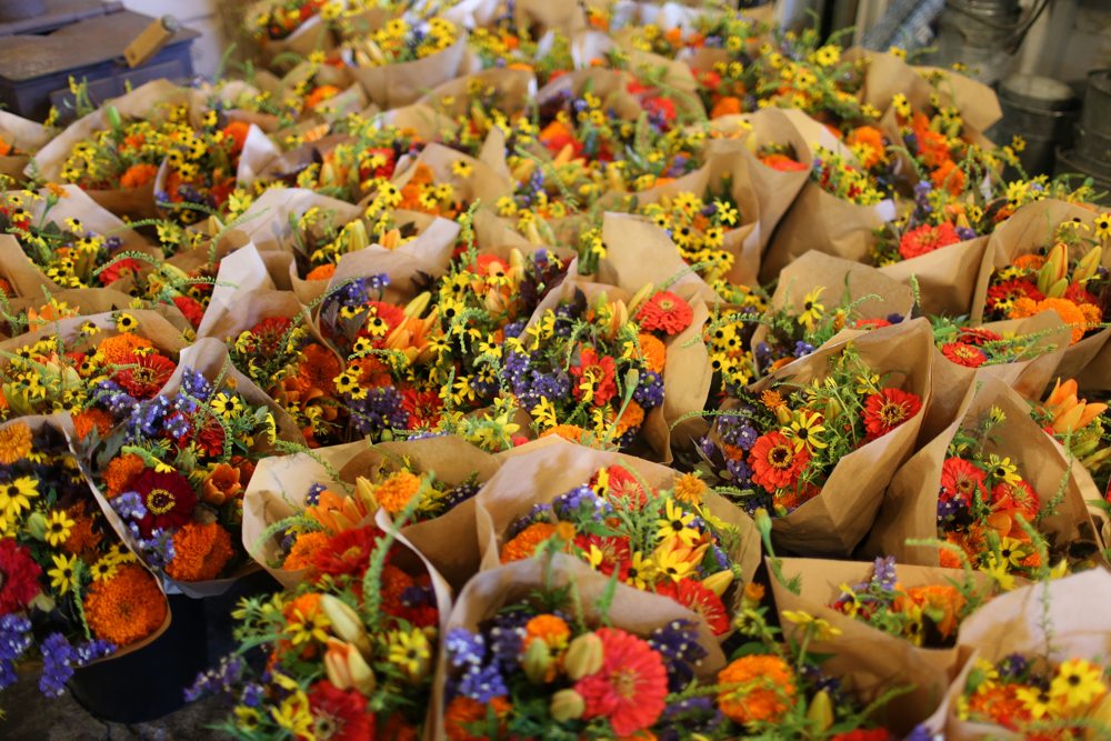 Making Market Bouquets - Floret Flowers